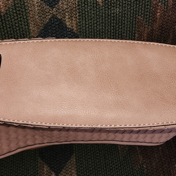 NWOT simply Noelle Gorgeous Large NEW BAG! Fawn beige - Picture 3 of 7